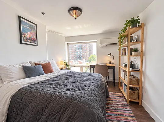 Bedroom, photo 2