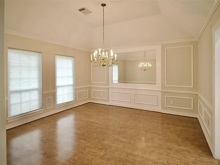 1839 Lake Winds Dr — Photo 16