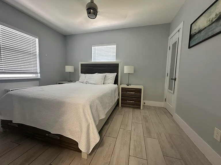 119 Sunrise Ave #A — Photo 11