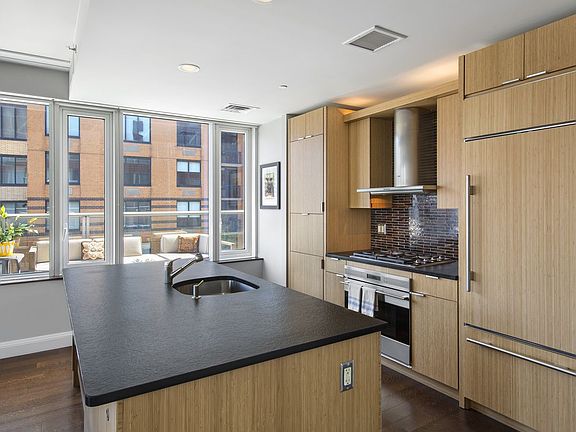 4th image of 70 Little West St APT 8E