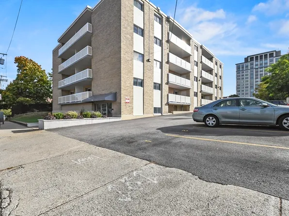 91 Washington St Unit 19, Quincy, MA 02169