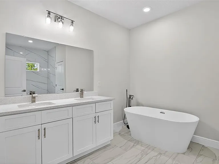 7938 N Maltese Dr — Photo 11