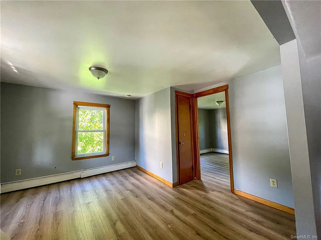 2 bed, 670 sqft, $1,295 — Photo 3