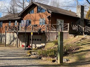 330 Point Of View Dr, Sylva, NC 28779