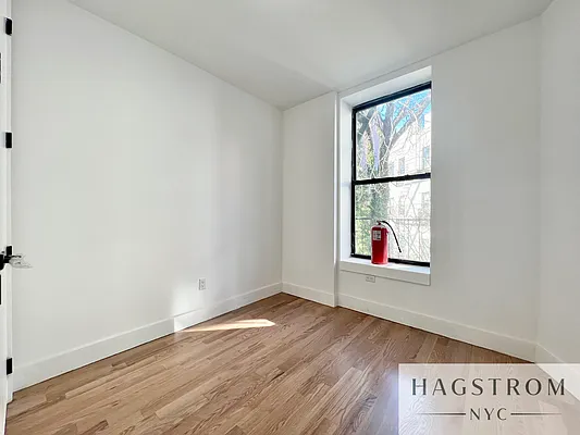 Rented by Hagstrom Management Inc | media 36