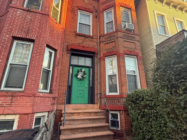 396 Bergen Avenue image 1 of 20