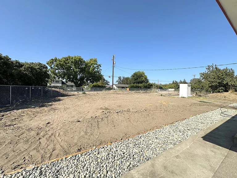 15050 Cottage Ave — Photo 30
