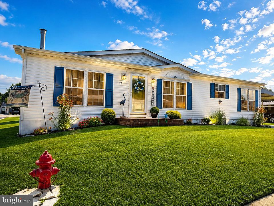 1st image of 12 Powhatan Dr