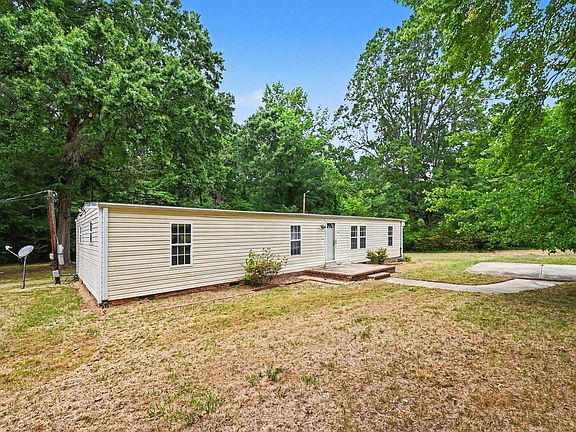 4th image of 225 Greenestead Ln