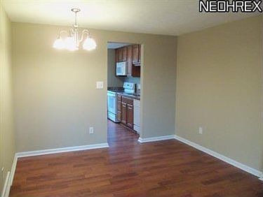 5th image of 4281 Cox Dr #F