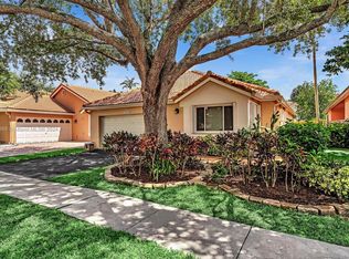 10061 NW 3rd Ct, Plantation, FL 33324