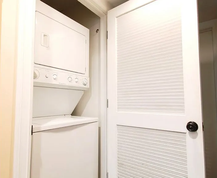 1352 N La Salle St #GDN — Photo 12