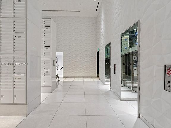 4th image of 1300 S Miami Ave #4502
