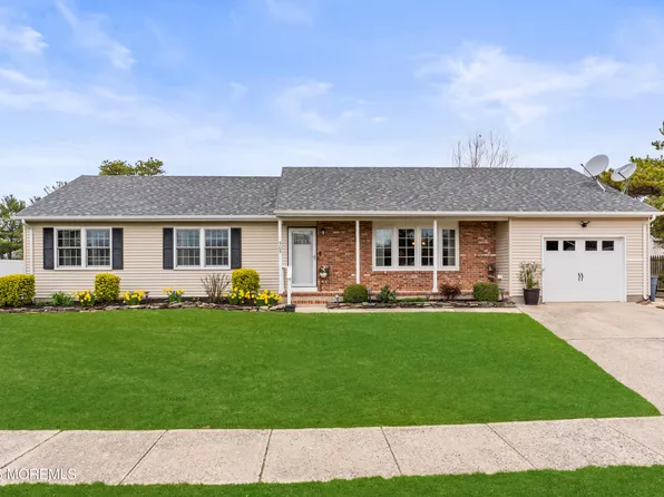 505 Van Dyke Avenue, Forked River, NJ 08731