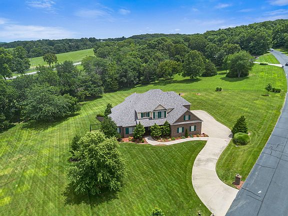 2nd image of 145 Riverdale Court