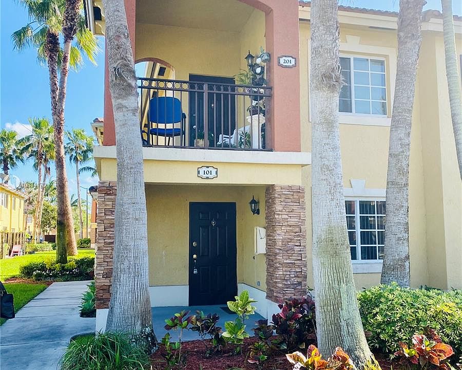 1st image of 3398 NE 9th Dr Unit 101