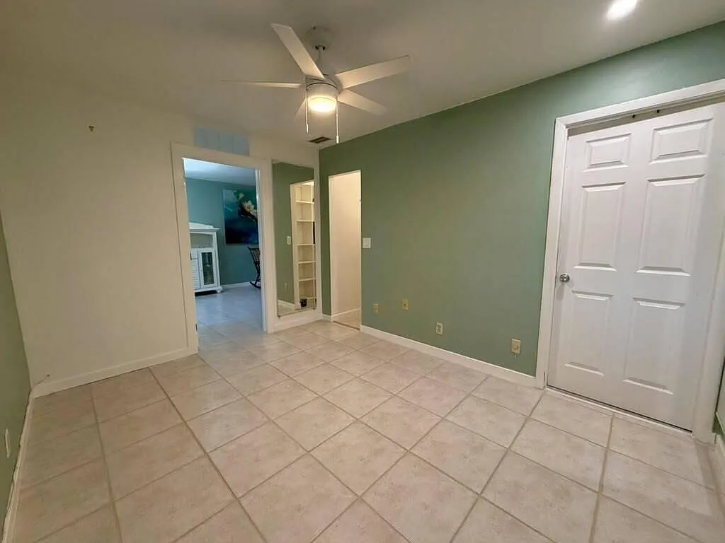 2 bed, 2.0 bath, 850 sqft, $2,200 — Photo 3