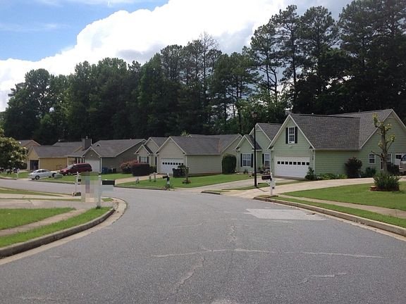 5th image of 720 Chatham Park Dr