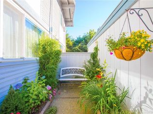 2087 S Kent Des Moines Rd #7, Des Moines, WA 98198