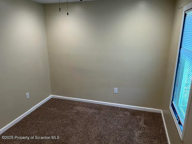 126 Evergreen Ln — Photo 13