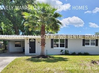 6802 N King Arthur Rd, Jacksonville, FL 32211