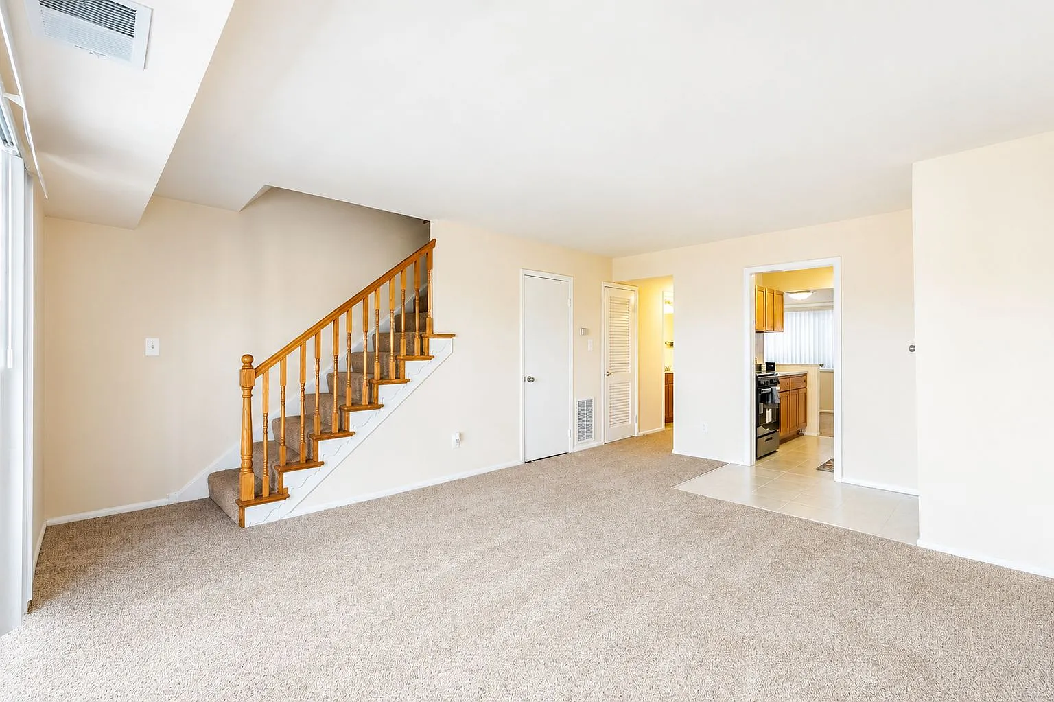 Takoma Landing — Photo 4