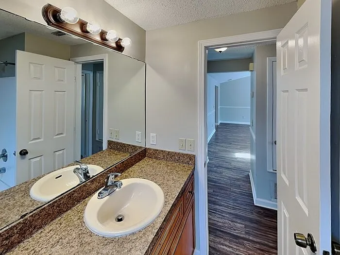 2626 Pinewood Blvd S — Photo 13