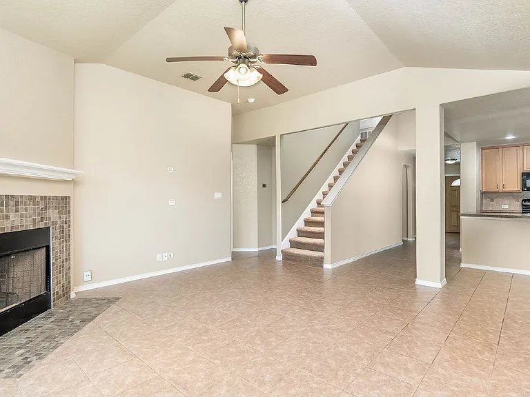 7538 Elegante Way — Photo 3