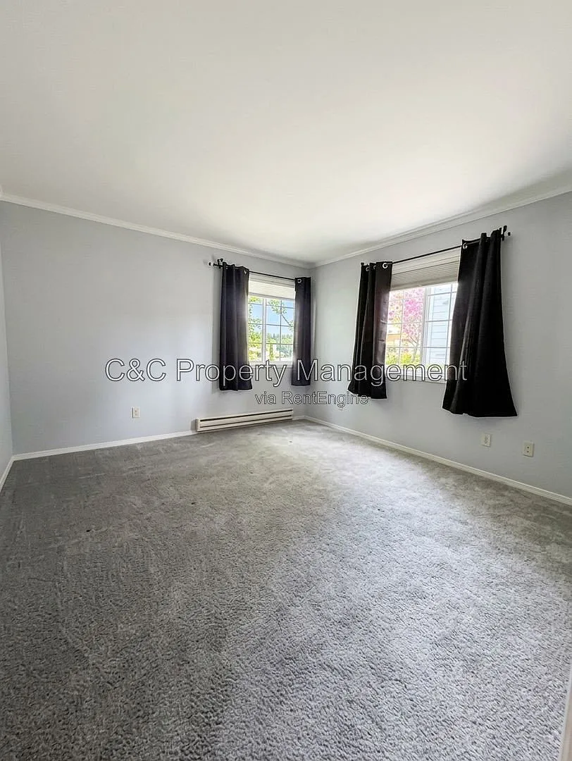 2 bed, 2.0 bath, 918 sqft, $1,900 — Photo 4