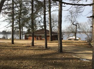 59038 Pine Grove Rd, Colon, MI 49040