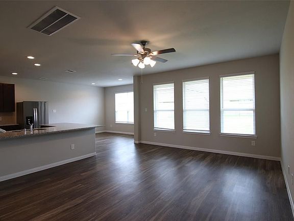 3rd image of 24631 Puccini Pl