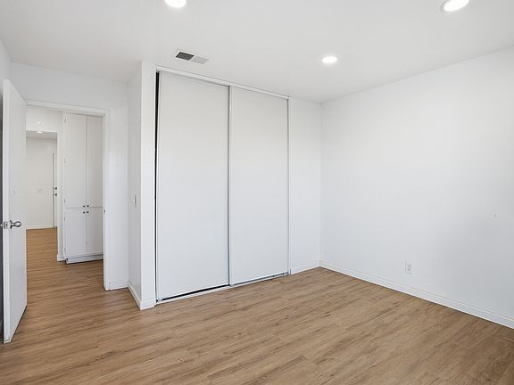 5th image of 6841 Sagebrush Ave