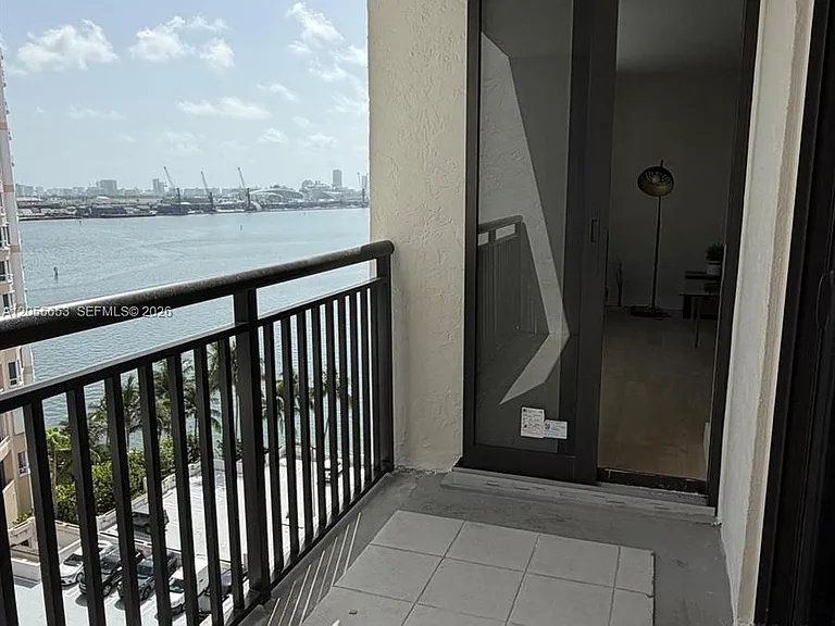 540 Brickell Key Dr #1418 — Photo 15