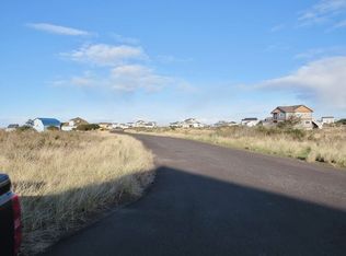 440 W Wind St, Ocean Shores, WA 98569