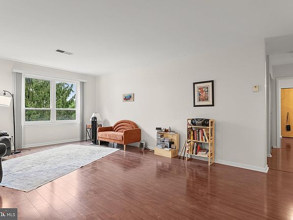 4th image of 6317 Park Heights Ave Unit 505