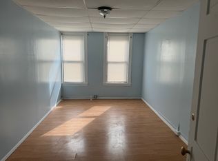 318 Park Ave #3, Baltimore, MD 21201