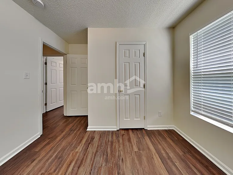 221 Dogwood Ave — Photo 13