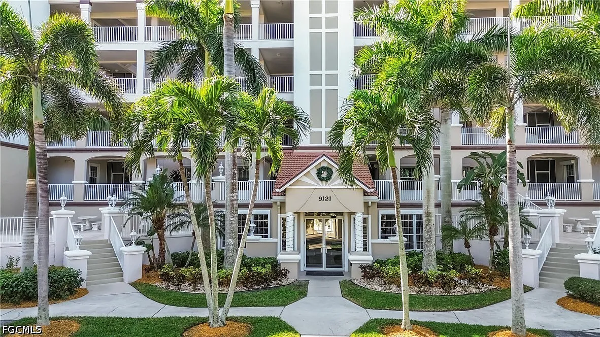 2 bed, 2.0 bath, 1938 sqft, $3,200 — Photo 1