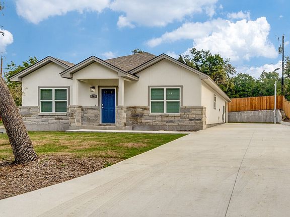 3rd image of 744 VALLEY OAKS DR