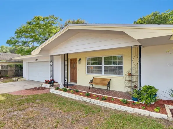 1916 Macomber Ave, Clearwater, FL 33755