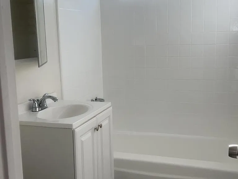 237 W 57th St #4.0 — Photo 9