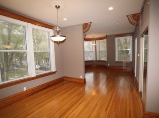 3858 N Hermitage Ave APT 2R, Chicago, IL 60613