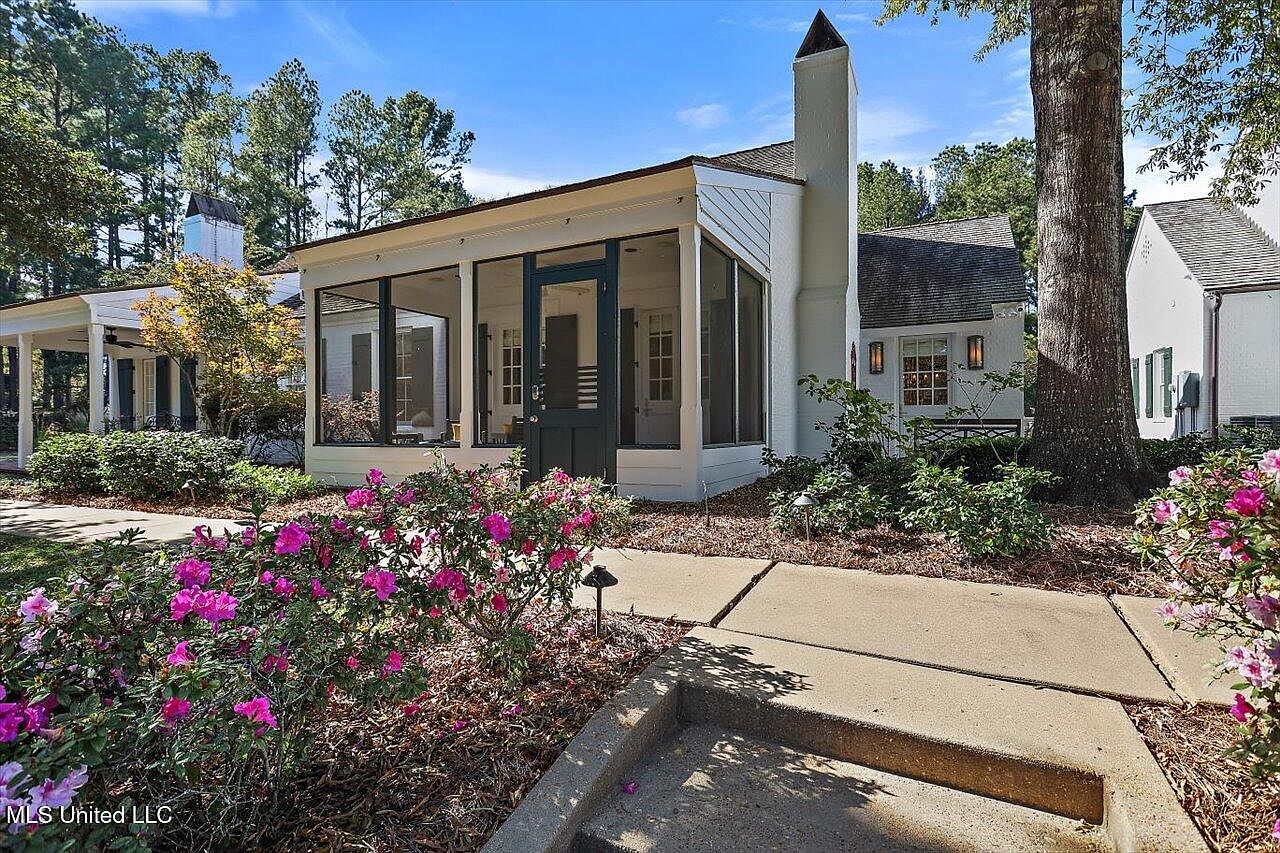 3 Annandale Cottage Ln