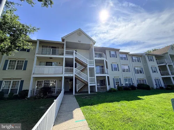 98 Iroquois Dr #98, Absecon, NJ 08205