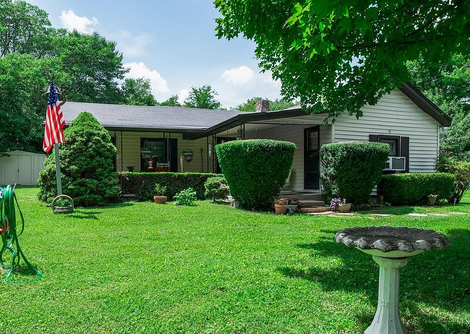 1st image of 2155 Sadler Ave