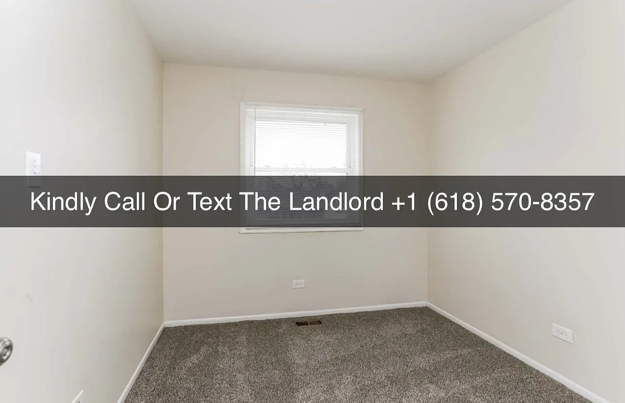 3385 Windsor Ln photo 1
