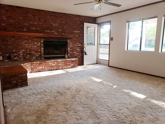 3rd image of 43321 17th St W