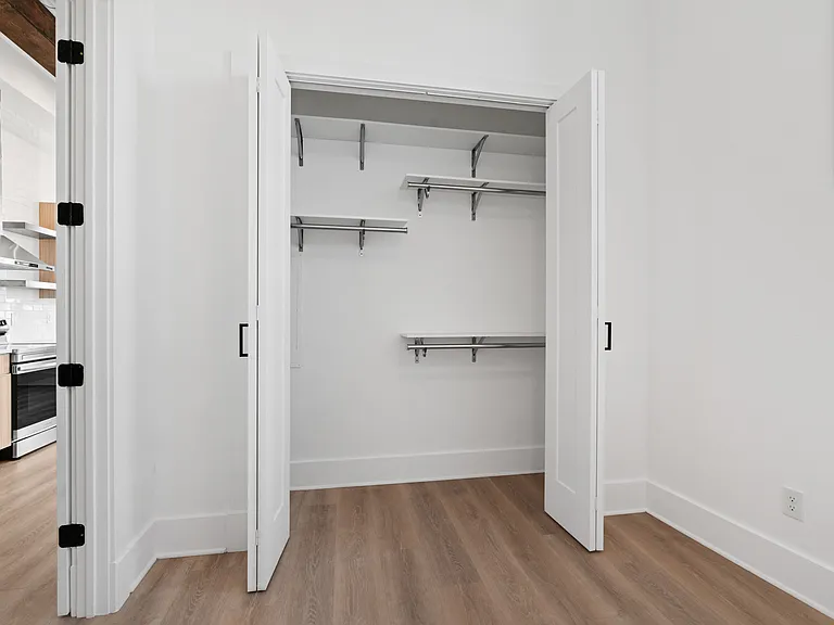 251 Pearl St #202 — Photo 7