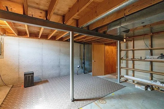 920 E Northwood Dr — Photo 11
