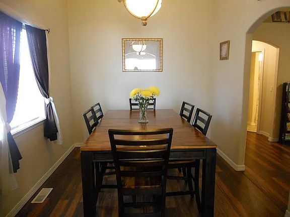 4th image of 482 NW Sandpiper Ave